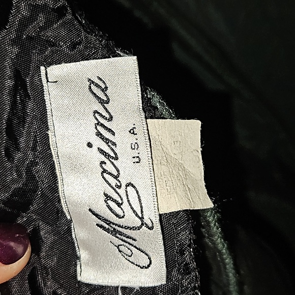 Maxima 100% Velvet Chocolate Gypsy Costume Gown Gold Sequins Beads Size Large 8 - Picture 9 of 17